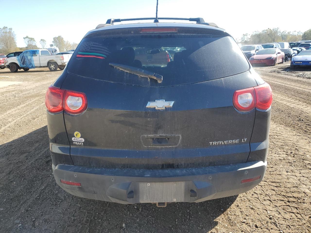 2011 Chevrolet Traverse - Image 6