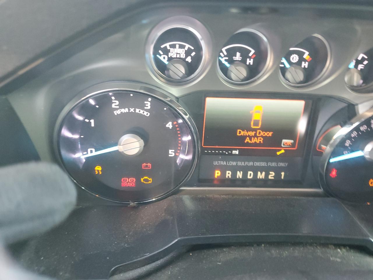 2011 Ford F250 - Image 9