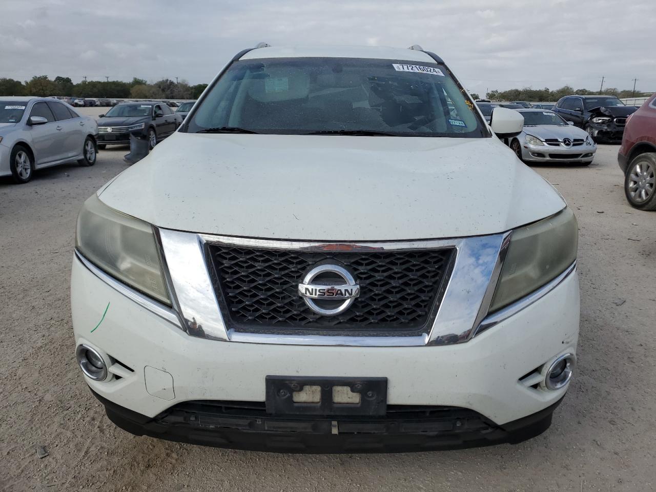 2015 Nissan Pathfinder - Image 5