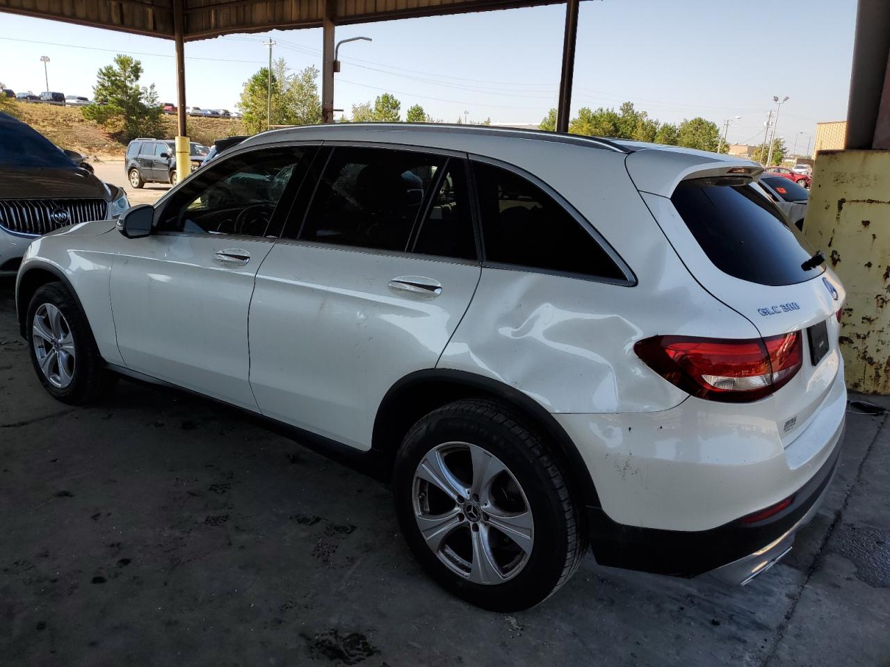 2018 Mercedes-Benz GLC - Image 2