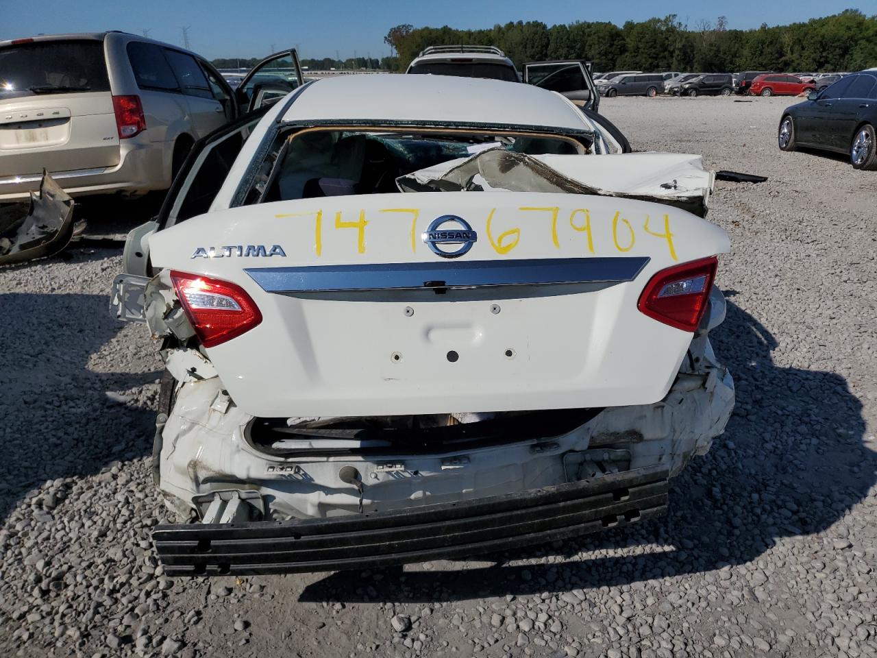 2017 Nissan Altima - Image 6