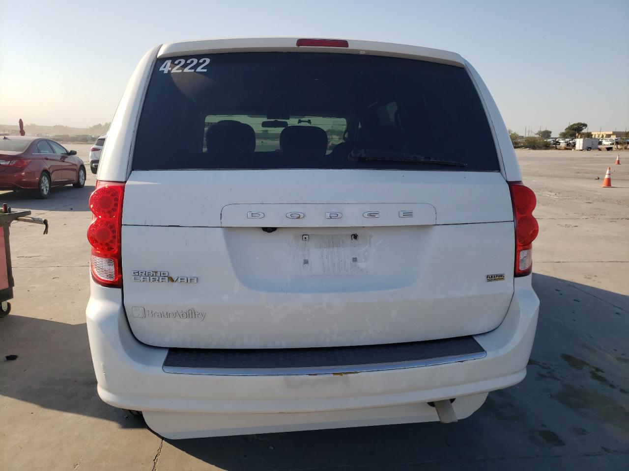 2C4RDGBGXHR768035 2017 Dodge Grand Caravan Se