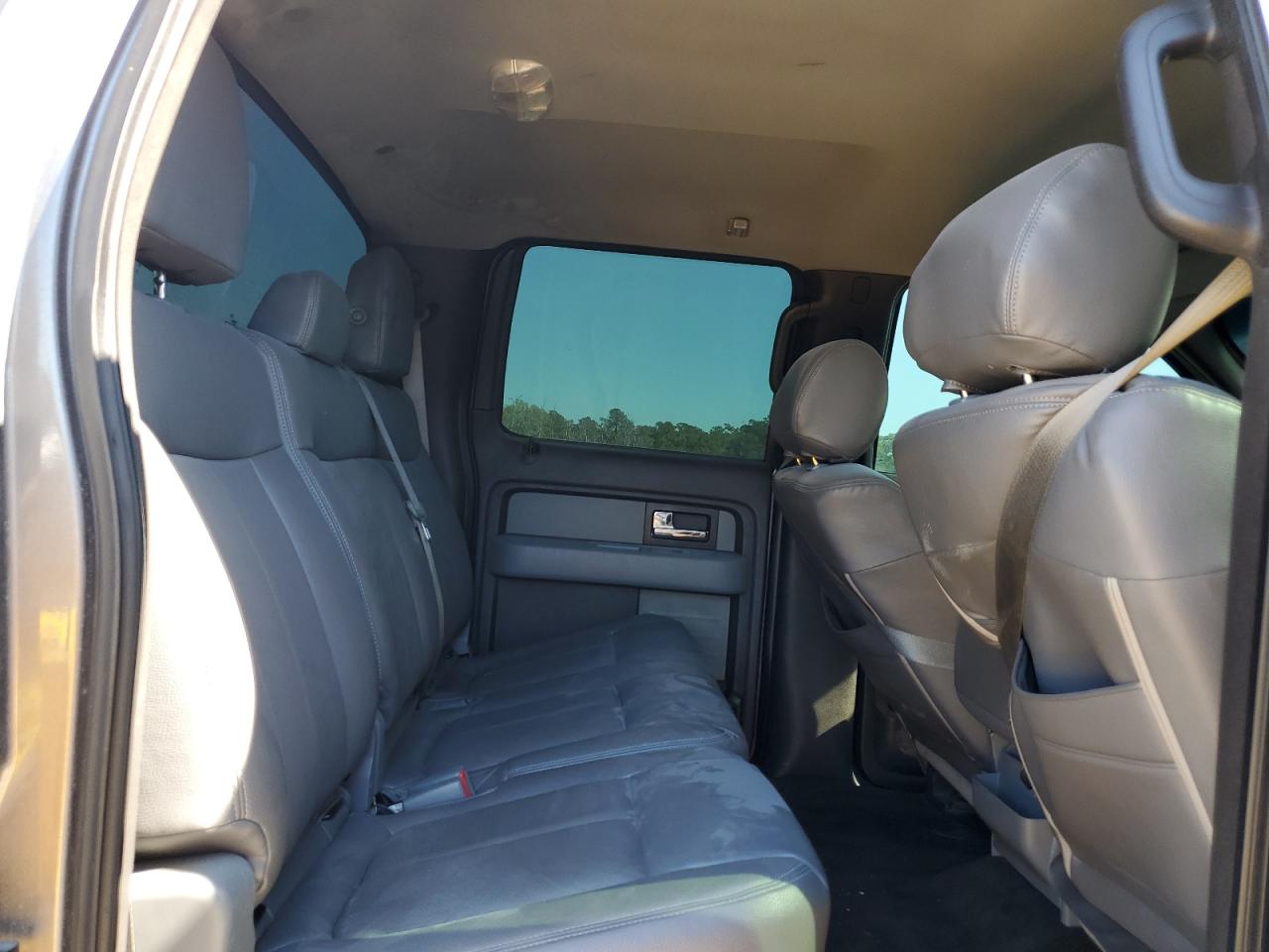 2013 Ford F-150 - Image 10