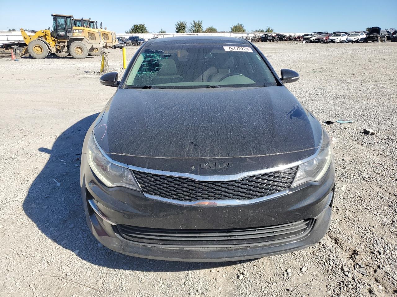 VIN 5XXGU4L36HG137180 2017 KIA OPTIMA no.5