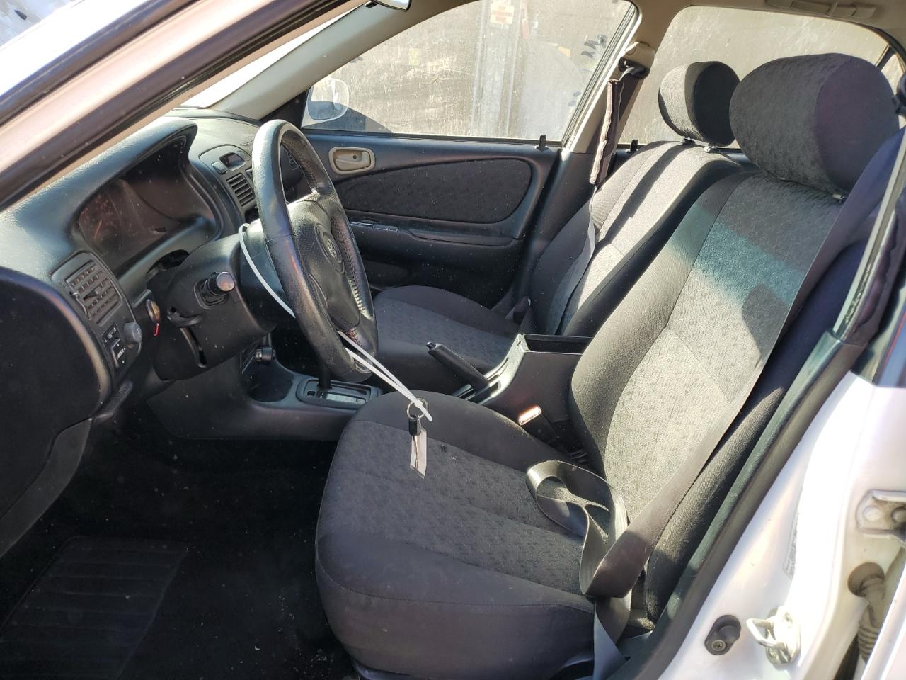 2001 Toyota Corolla Ce VIN: 2T1BR12E51C406182 Lot: 77705854