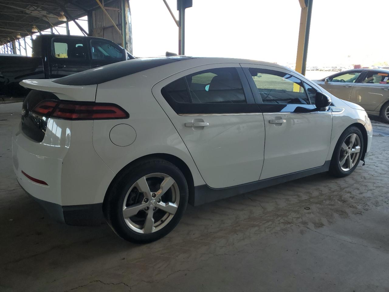 2012 Chevrolet Volt VIN: 1G1RB6E40CU103988 Lot: 73890694