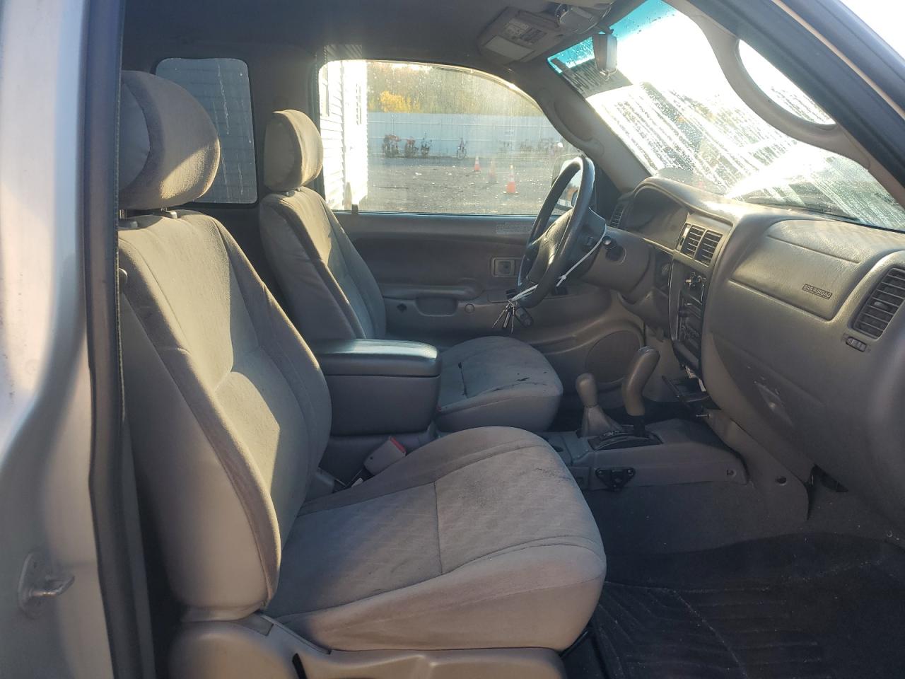 2004 Toyota Tacoma - Image 7