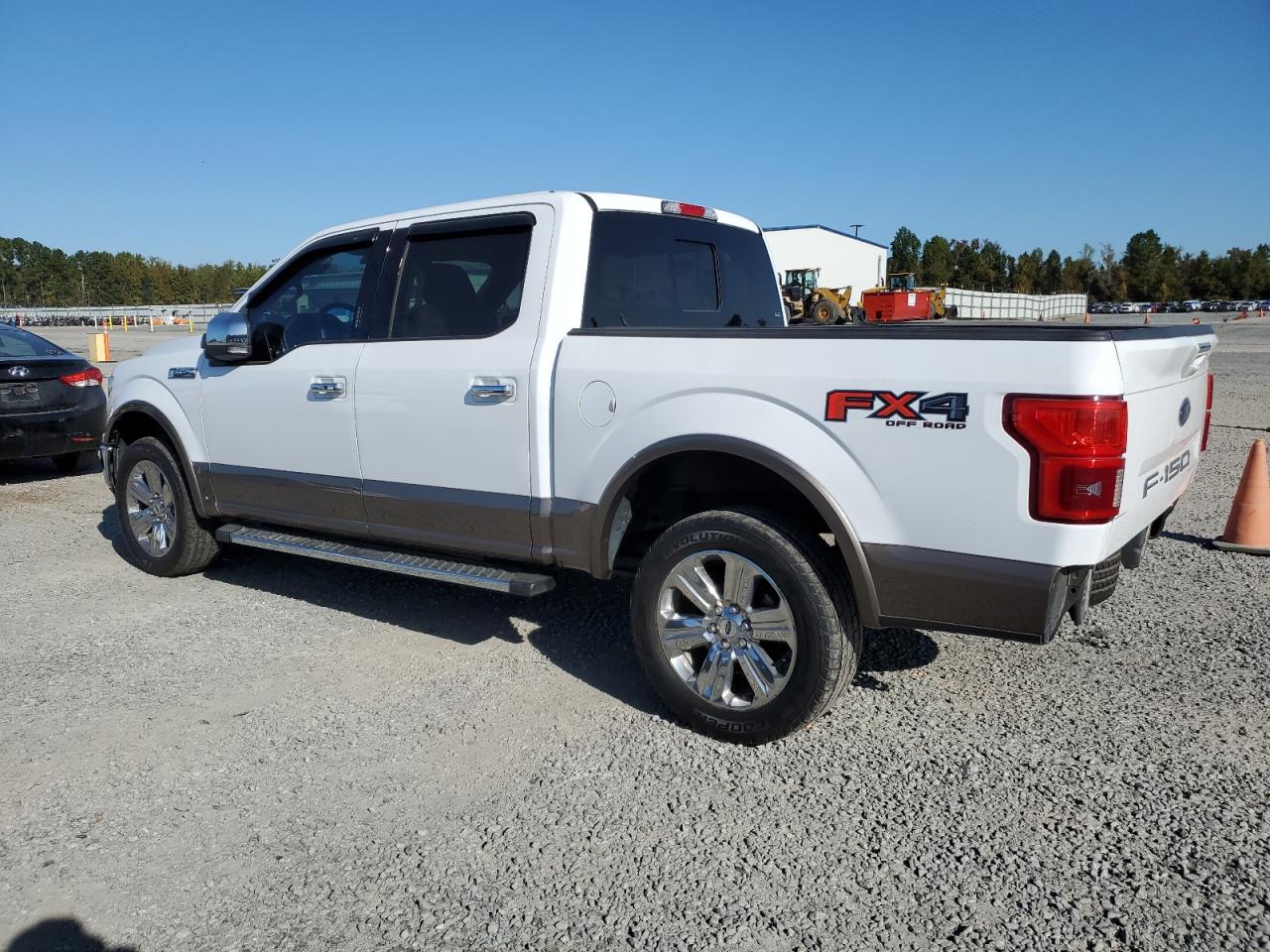 VIN 1FTEW1E55JKC06600 2018 FORD F-150 no.2