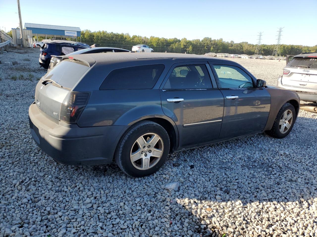 2007 Dodge Magnum - Image 3
