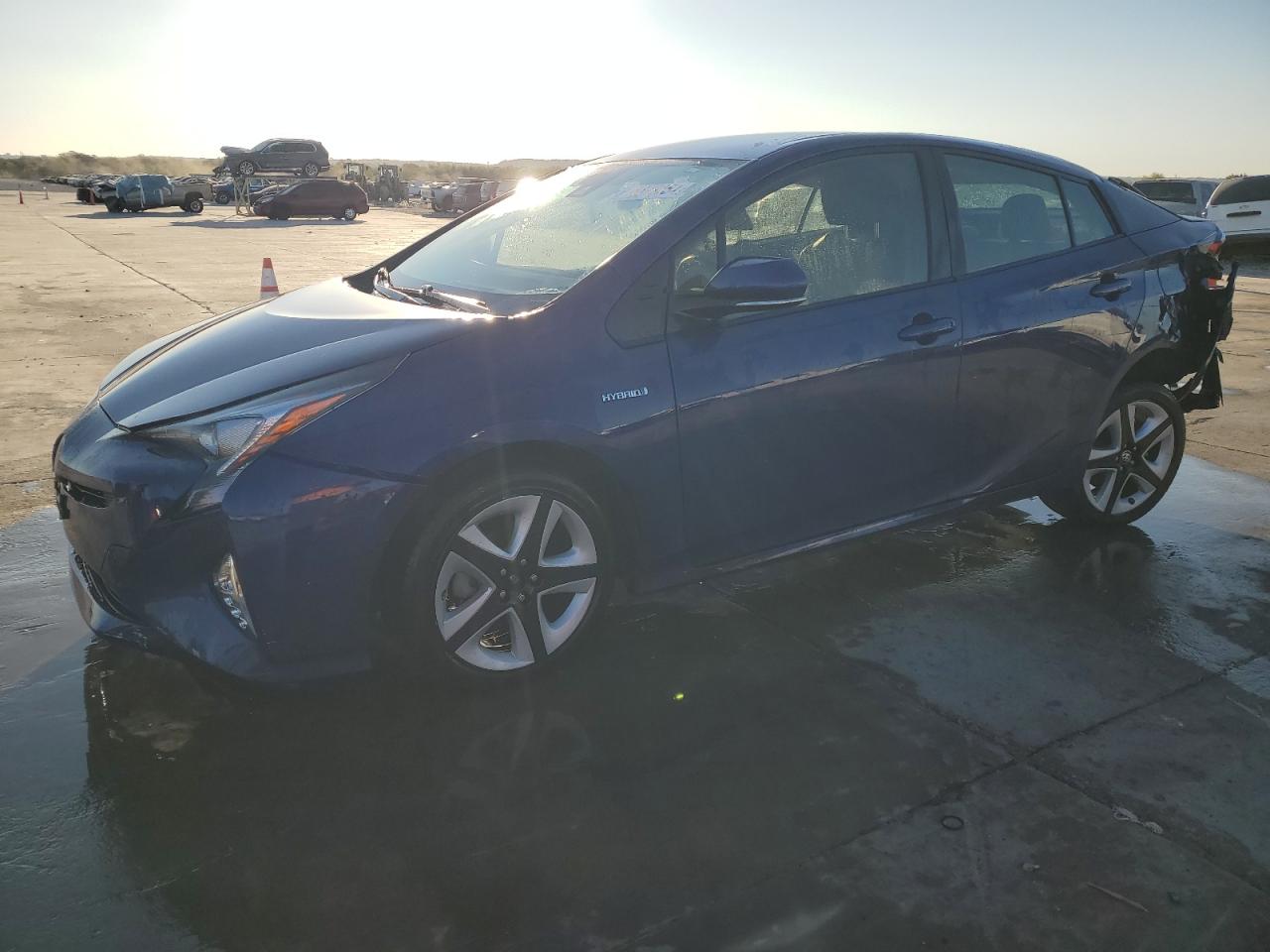 2016 TOYOTA PRIUS