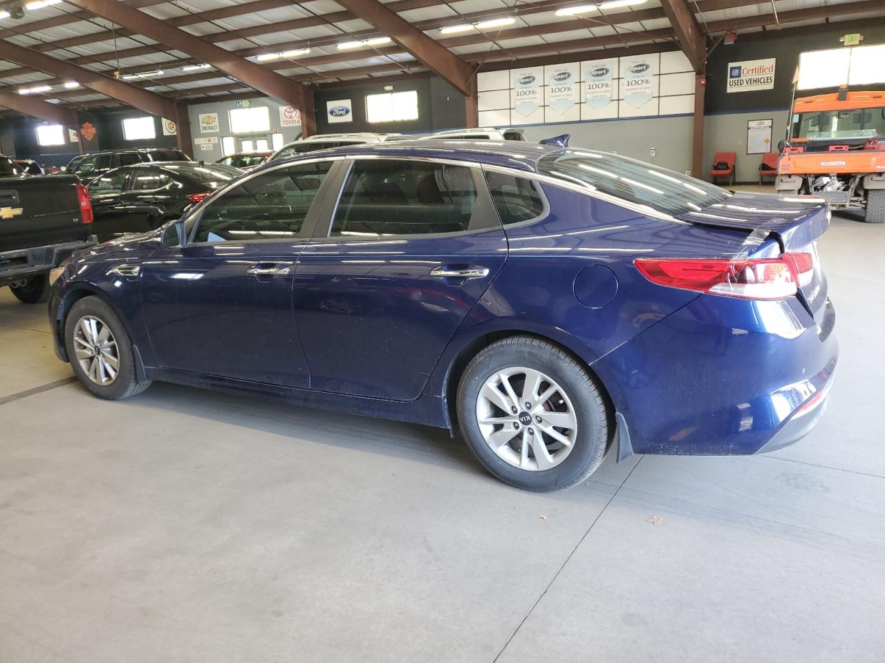 2018 Kia Optima - Image 2