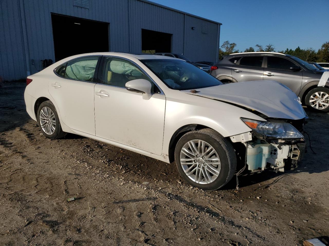 2014 Lexus ES - Image 4