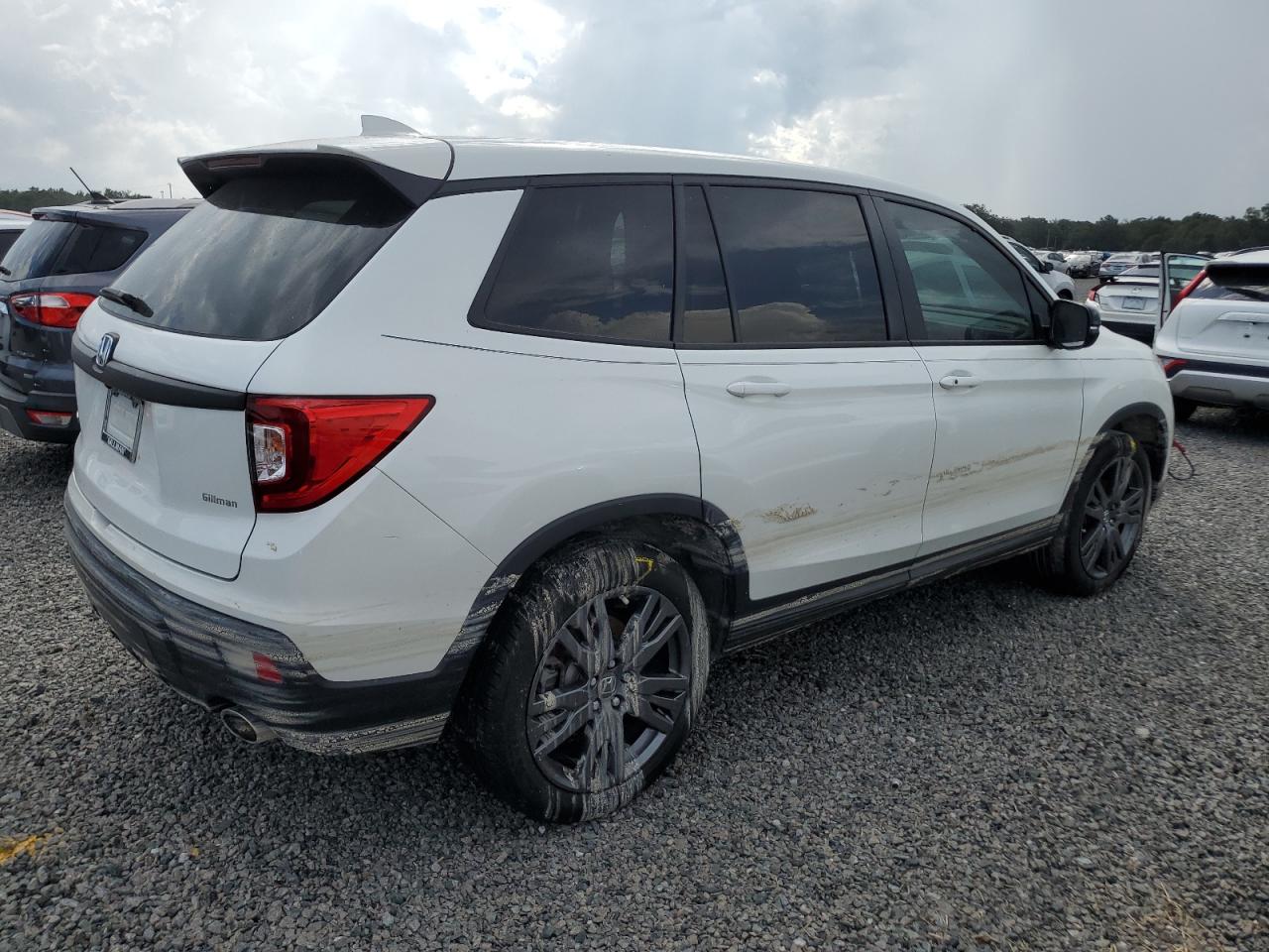 2021 Honda Passport - Image 3