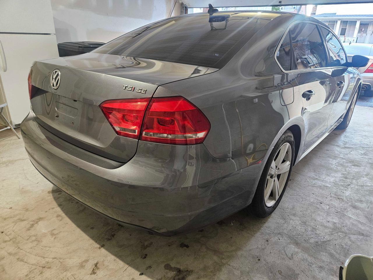 2014 Volkswagen Passat - Image 4