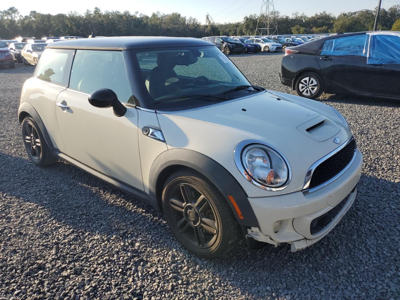 2013 MINI Cooper - Image 4