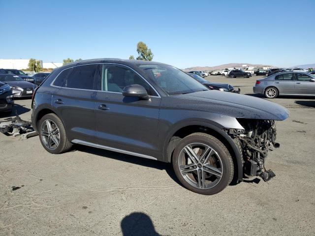  AUDI Q5 2021 Серый