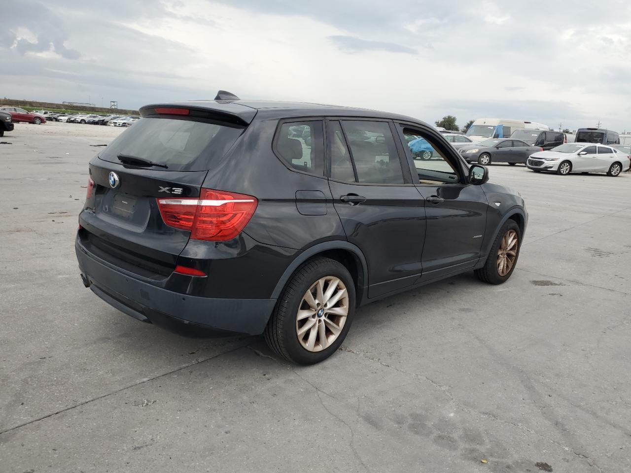 VIN 5UXWX9C57E0D42684 2014 BMW X3 no.3