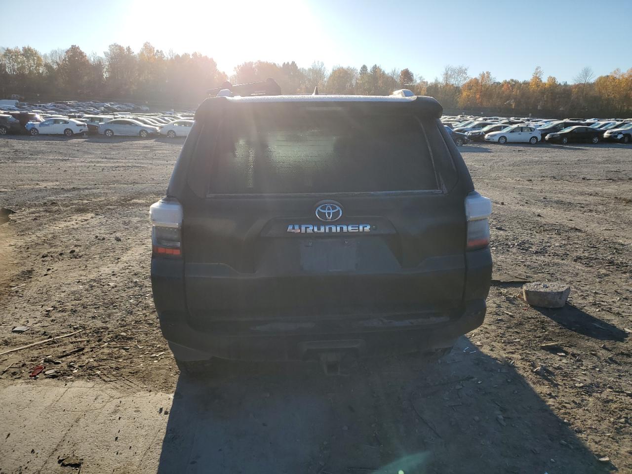 2018 Toyota 4Runner Sr5/Sr5 Premium VIN: JTEBU5JR3J5540305 Lot: 89458485