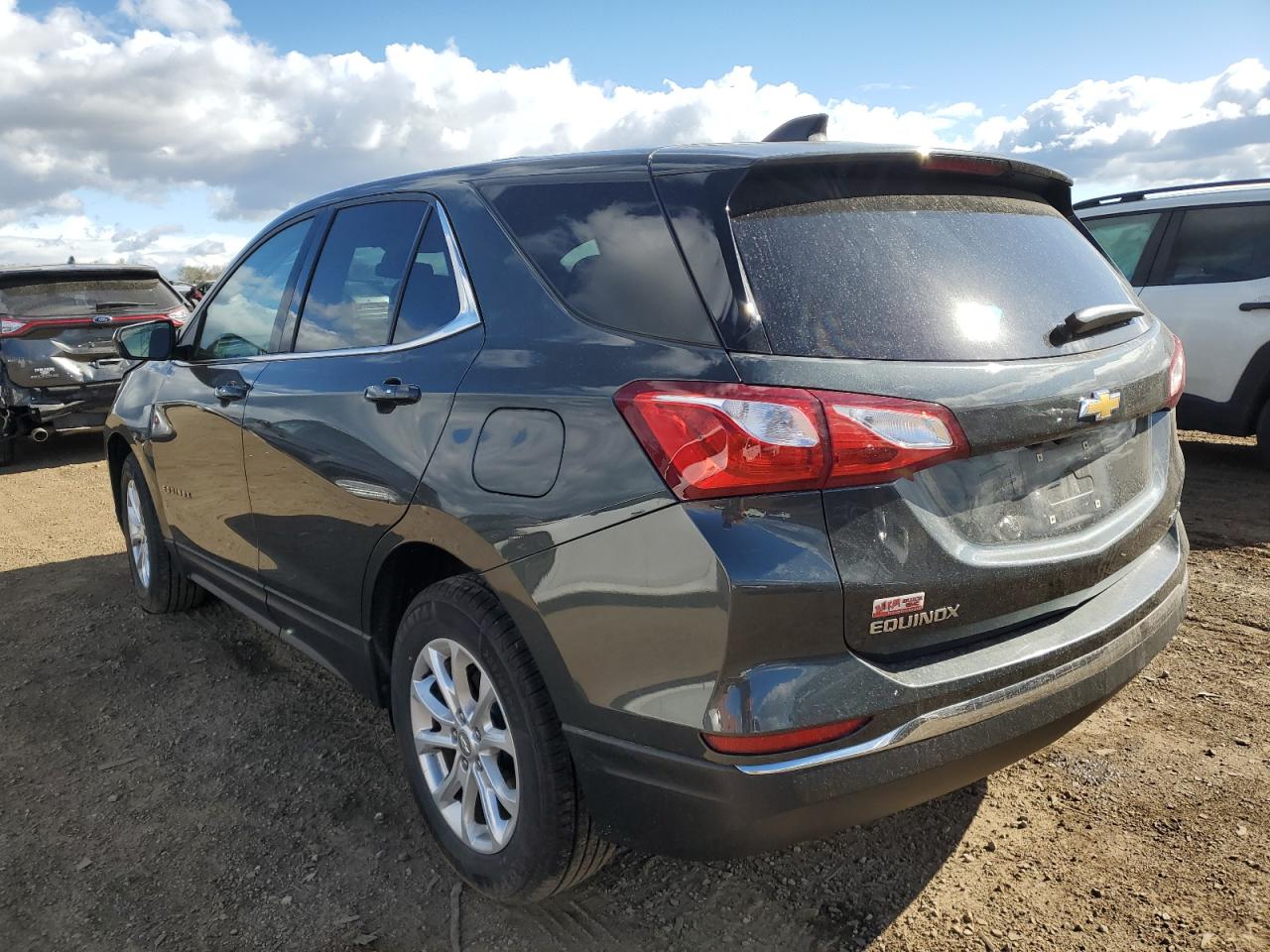 2018 Chevrolet Equinox - Image 2