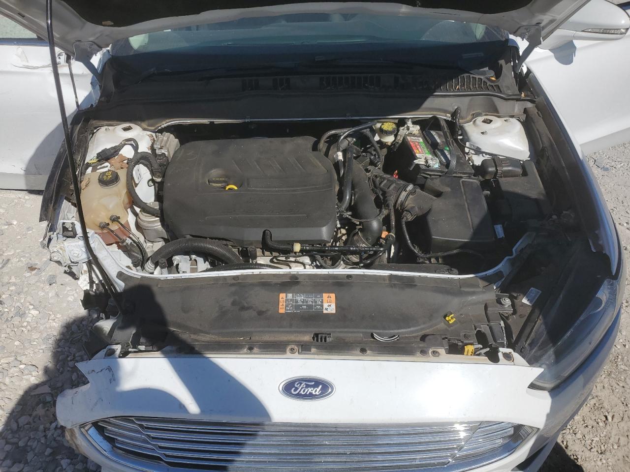 2016 Ford Fusion - Image 11