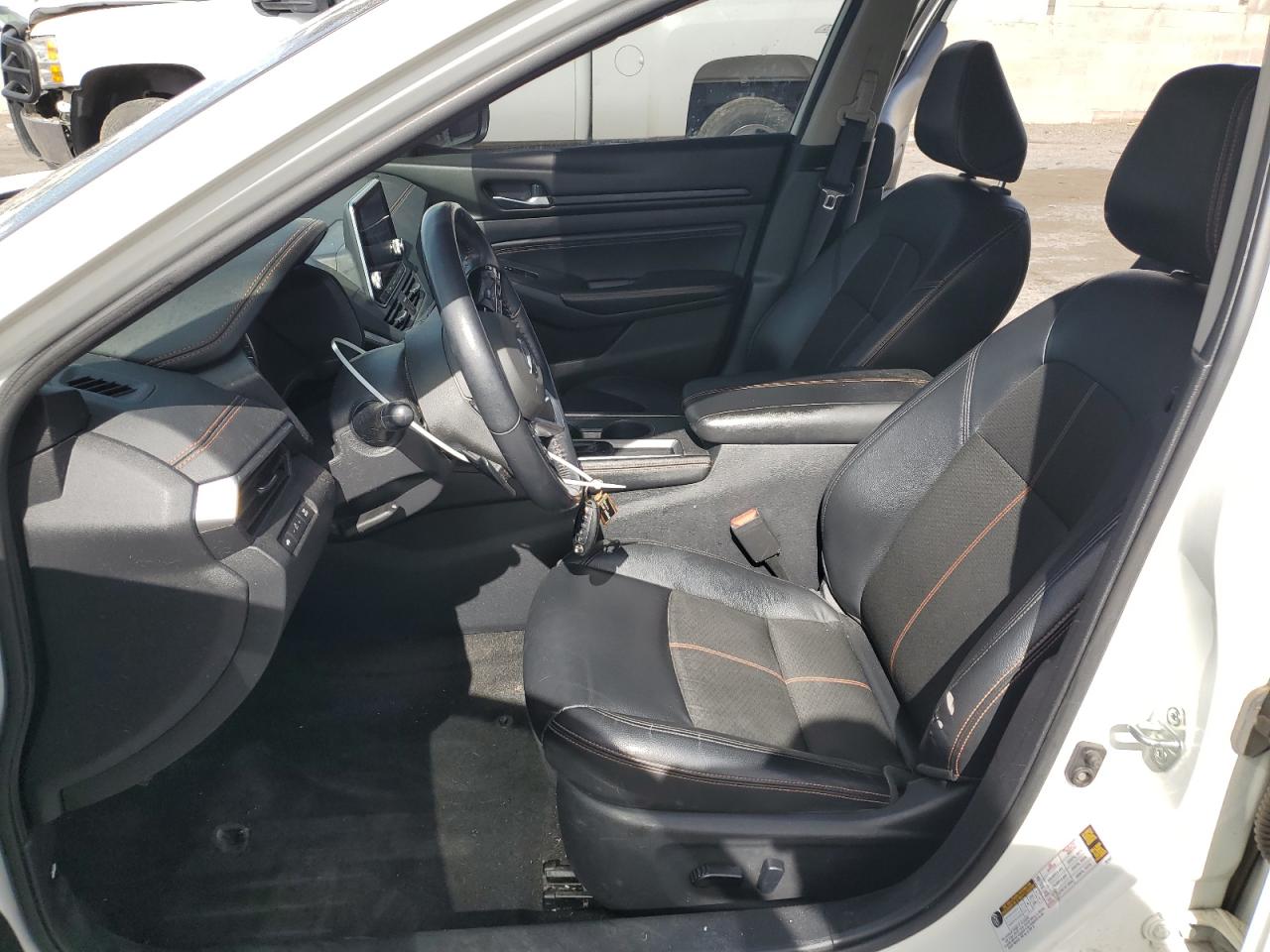 2020 Nissan Altima - Image 7