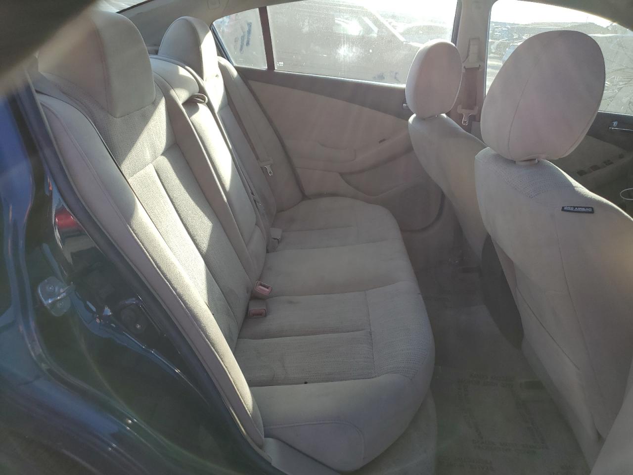 2011 Nissan Altima - Image 10