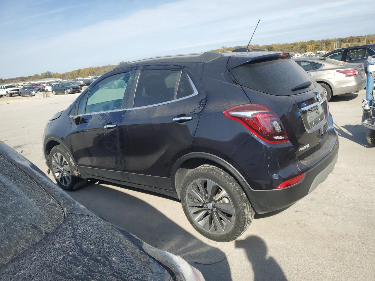 KL4CJESMXNB559651 2022 BUICK ENCORE - Image 2