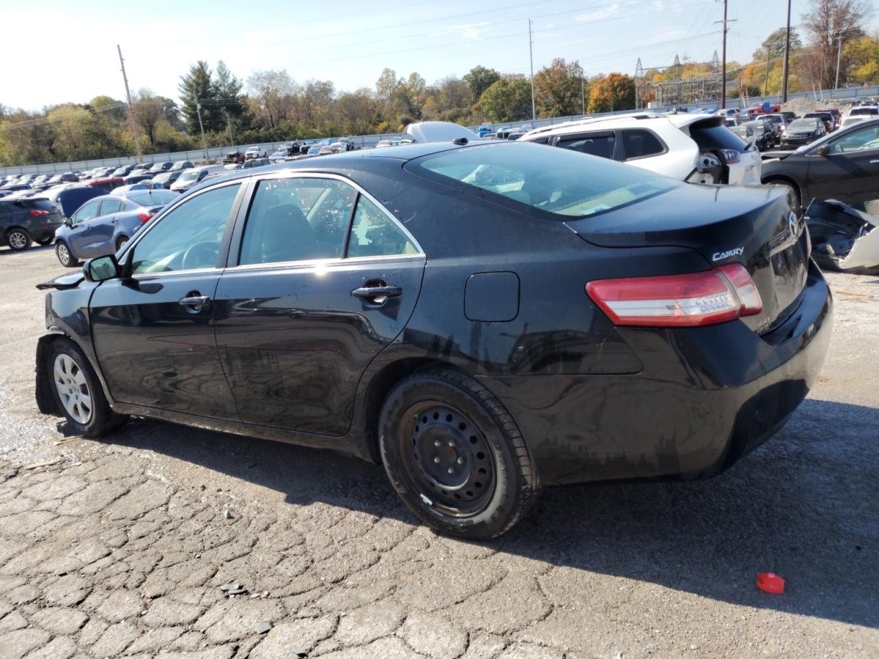 2011 Toyota Camry - Image 2