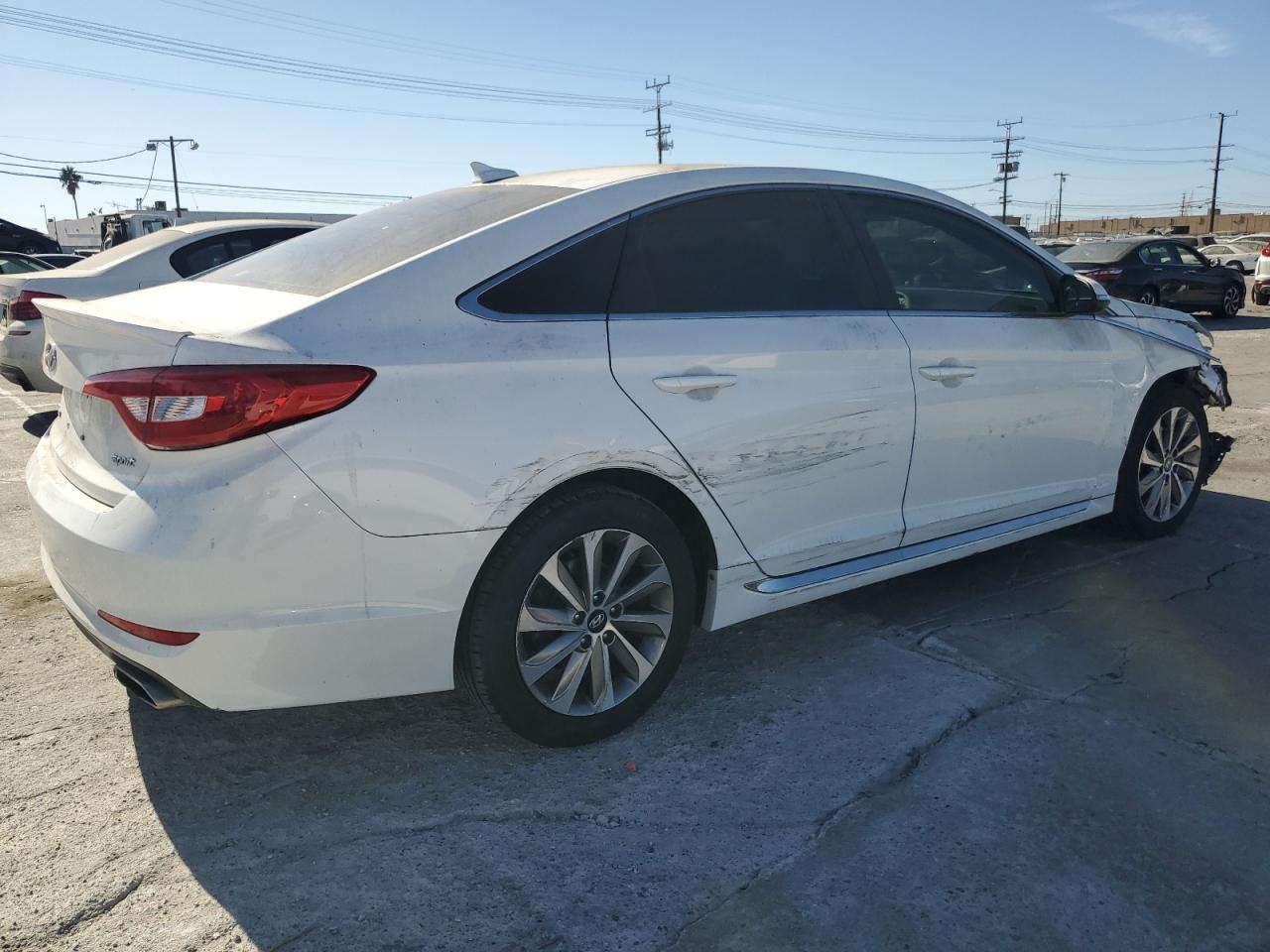 2015 Hyundai Sonata - Image 3