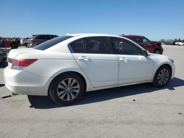 Sedans HONDA ACCORD 2012 Biały