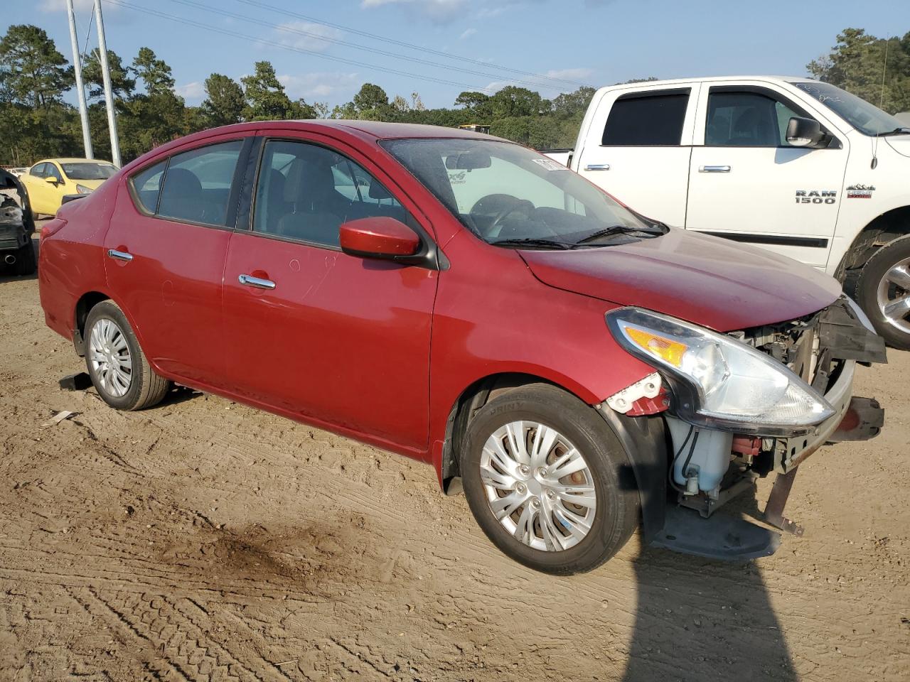 2015 Nissan Versa - Image 4