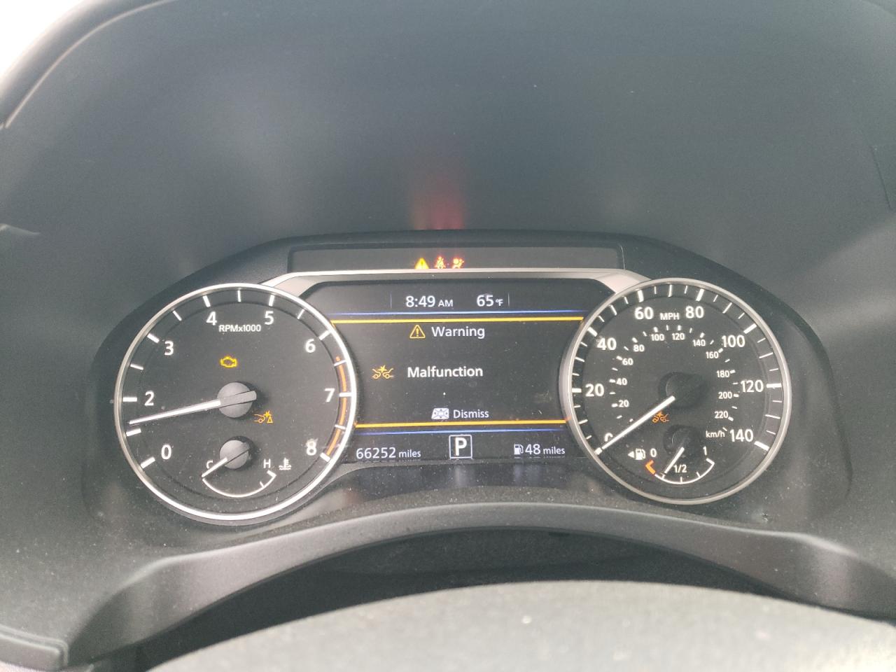 2021 Nissan Altima - Image 9