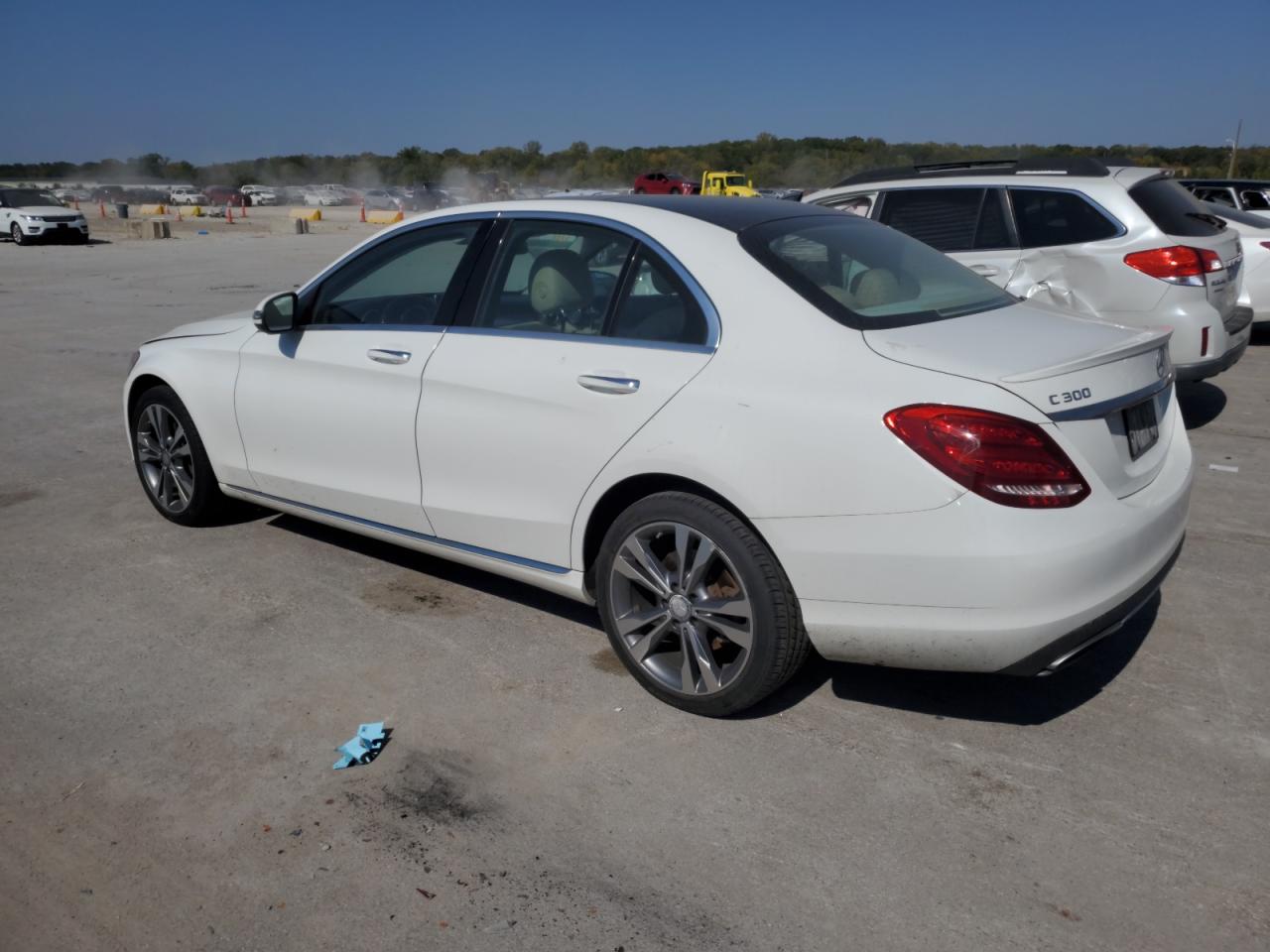 VIN 55SWF4KB8GU152133 2016 MERCEDES-BENZ C-CLASS no.2