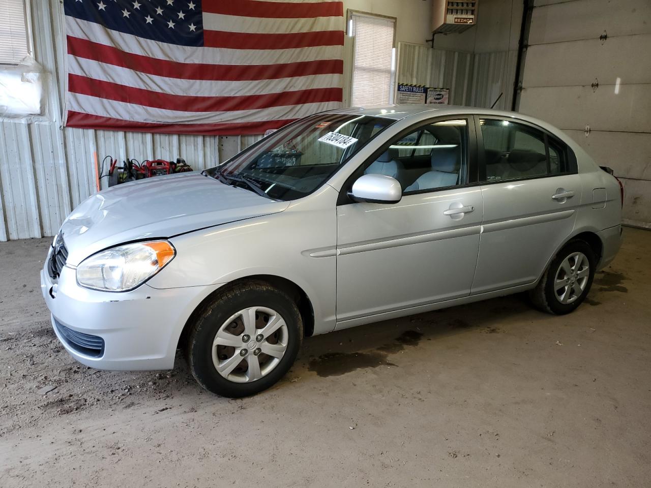 2011 Hyundai Accent - Image 1