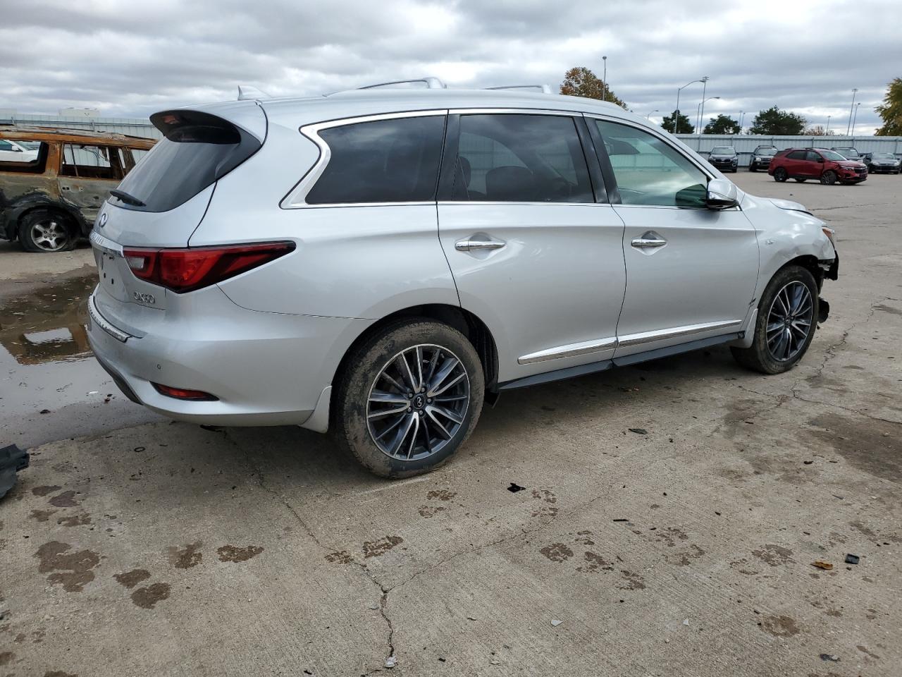 2019 Infiniti QX60 - Image 3