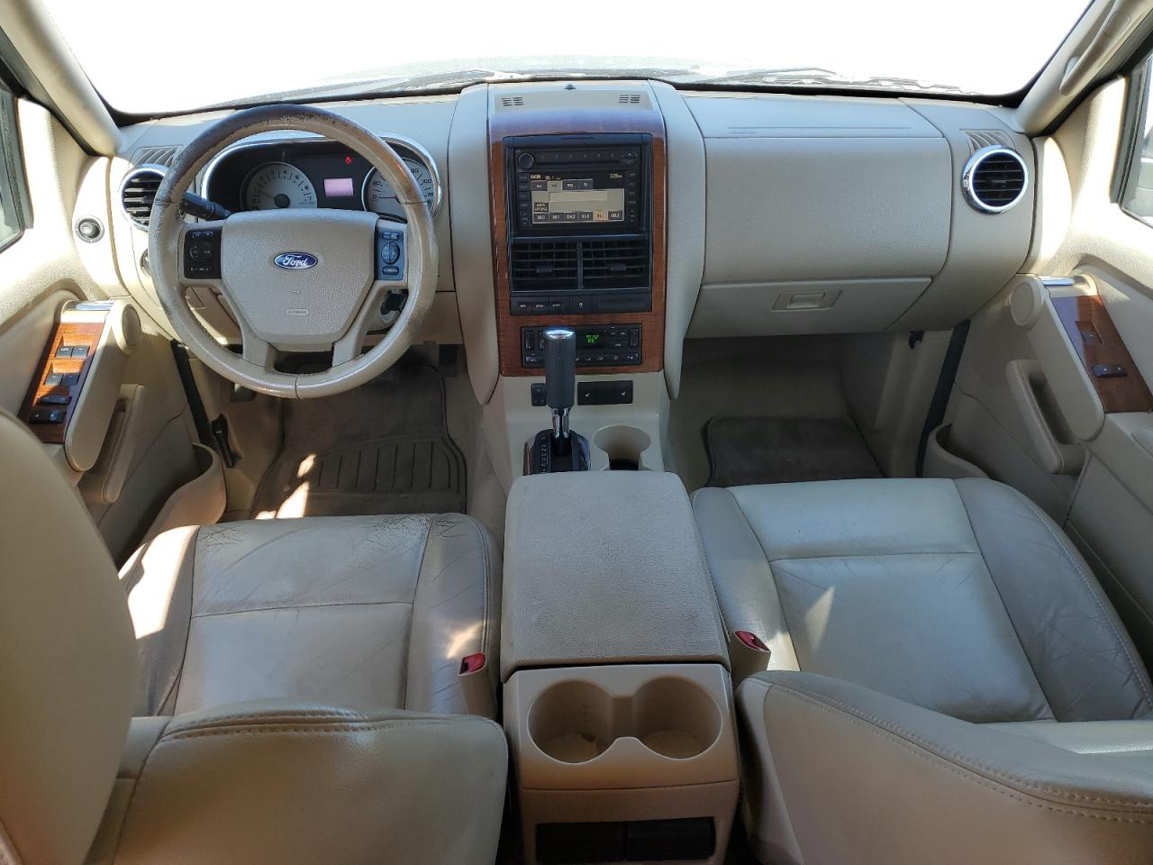 2006 Ford Explorer - Image 8
