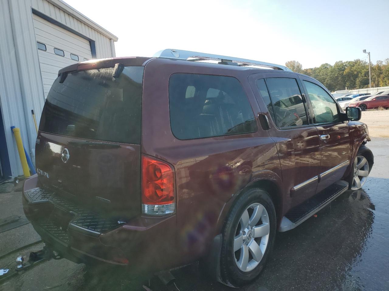 2010 Nissan Armada - Image 3