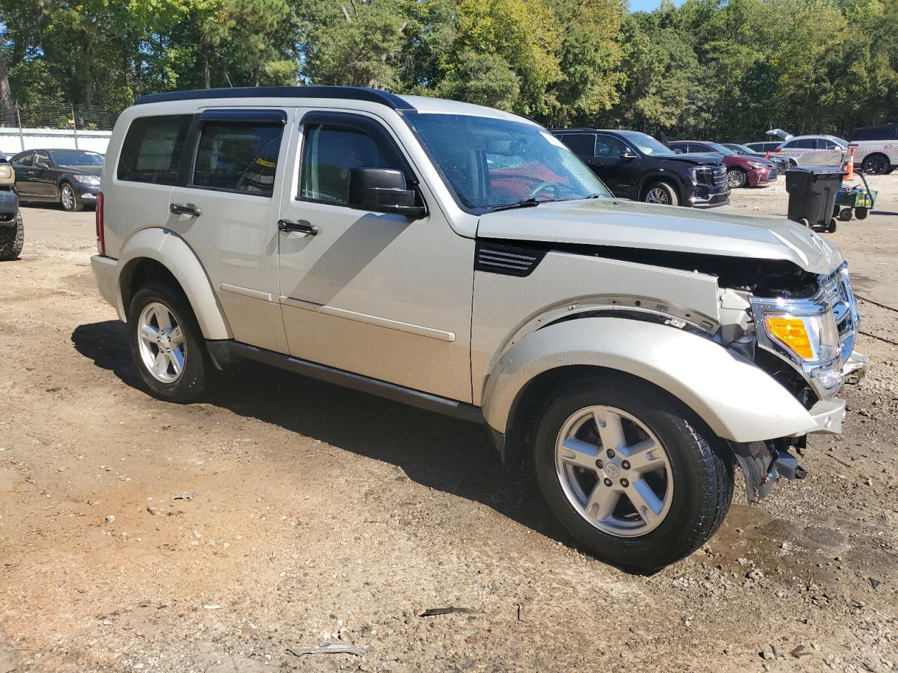 2008 Dodge Nitro - Image 4