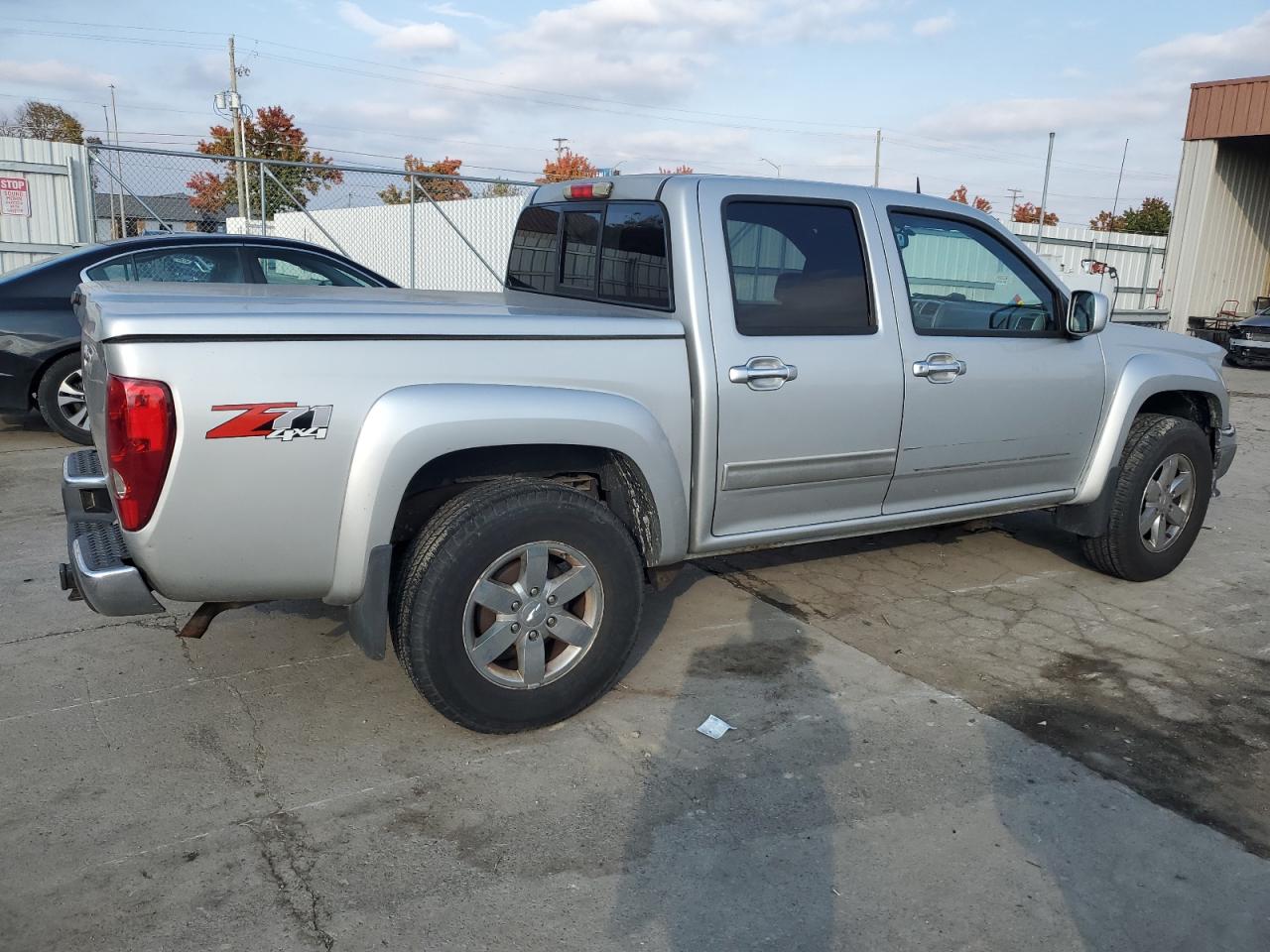 2011 Chevrolet Colorado - Image 3