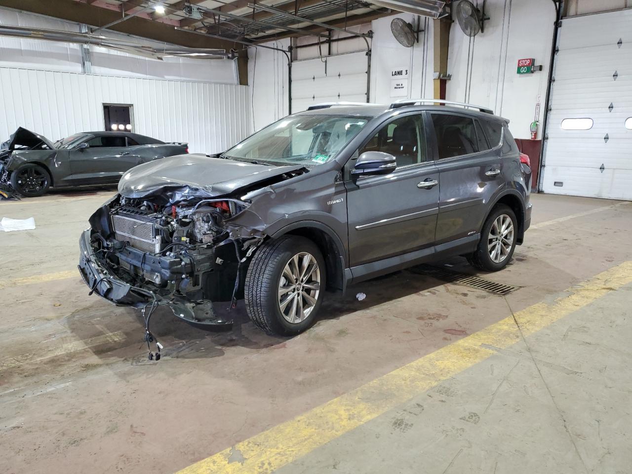 JTMDJREV5JD223491 2018 TOYOTA RAV 4 - Image 1