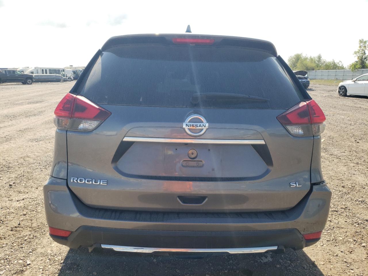 JN8AT2MT3JW462969 2018 Nissan Rogue S