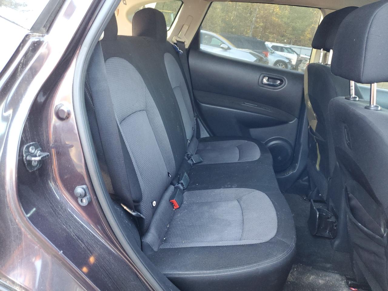 2011 Nissan Rogue - Image 11