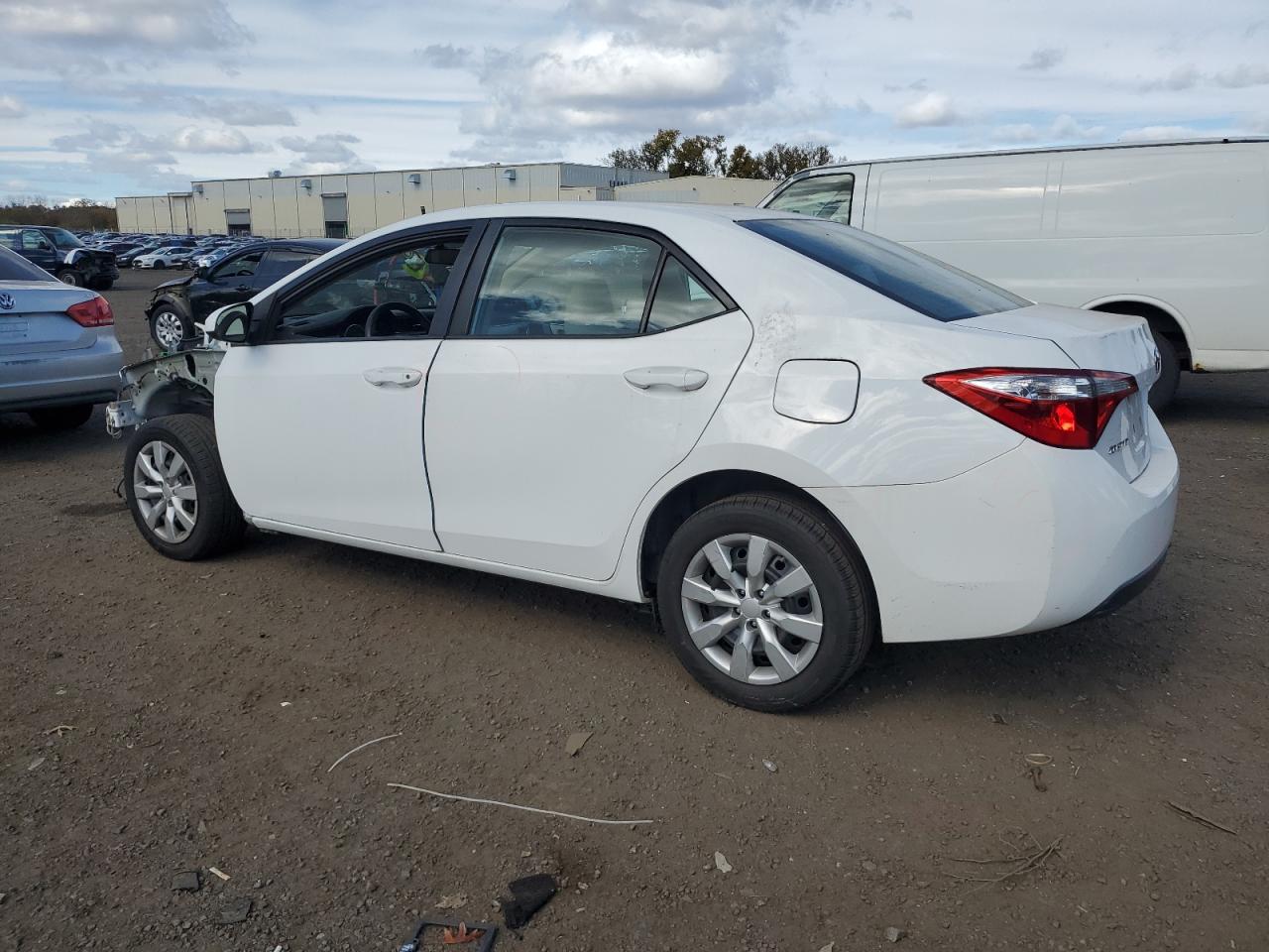 VIN 2T1BURHE7GC573737 2016 TOYOTA COROLLA no.2