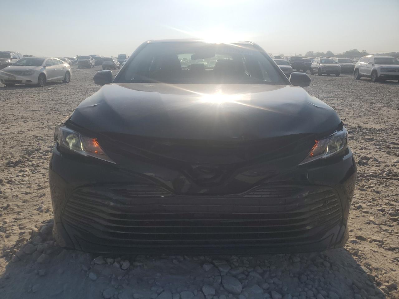 VIN 4T1B11HK8JU016664 2018 TOYOTA CAMRY no.5