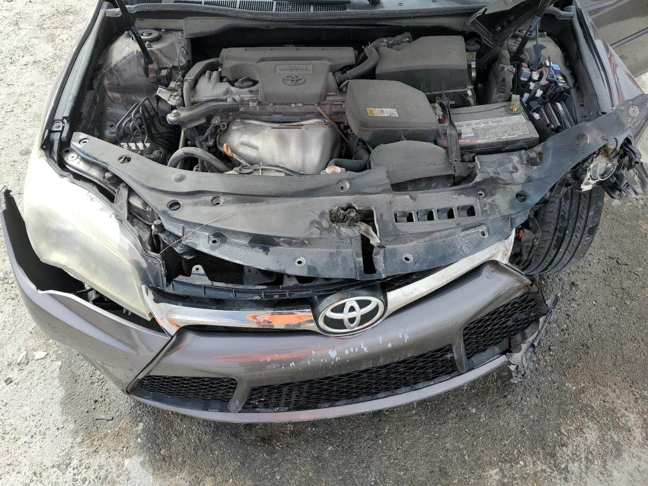 2017 Toyota Camry - Image 11