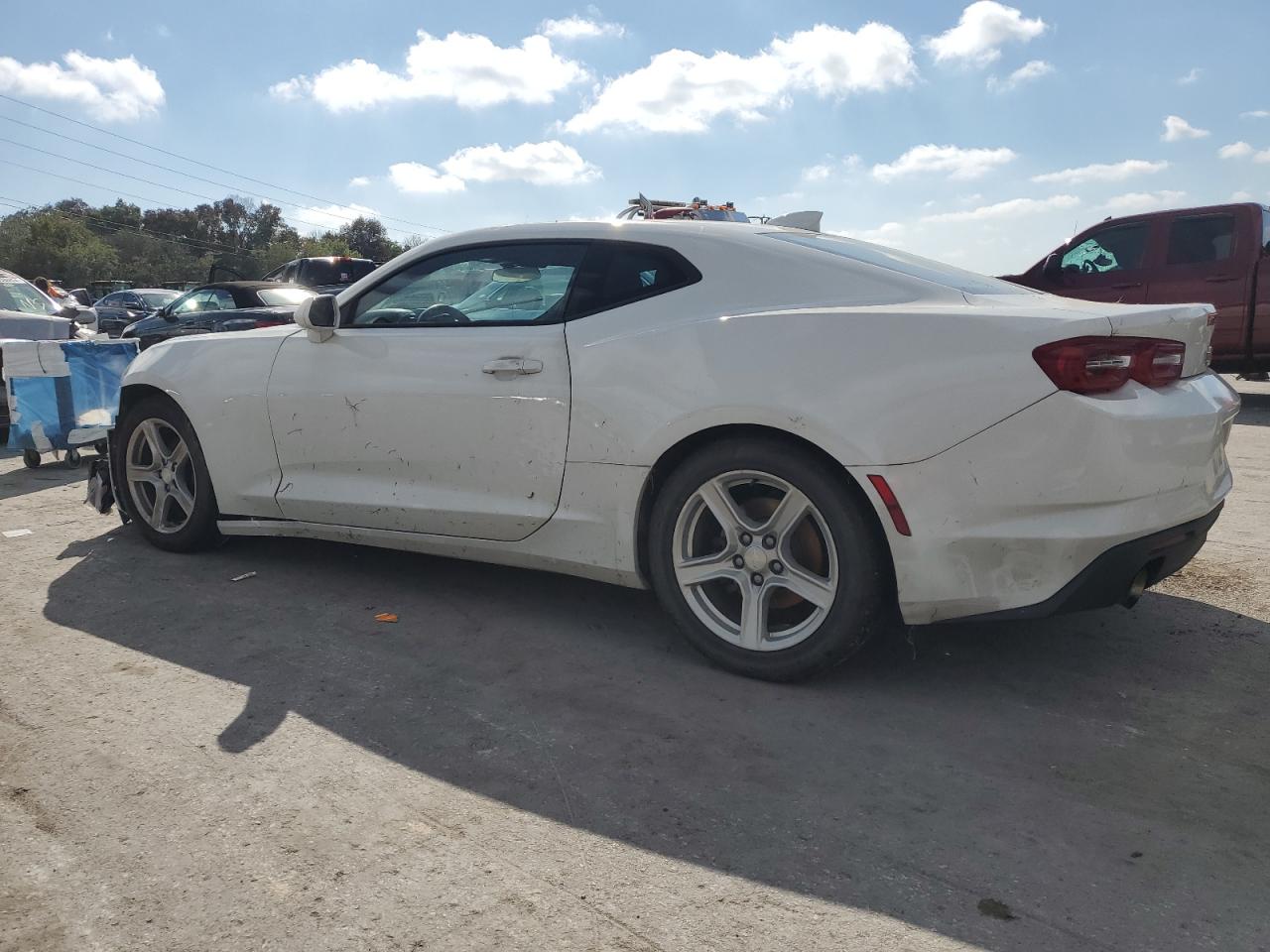 1G1FD1RX3K0147672 2019 CHEVROLET CAMARO - Image 2