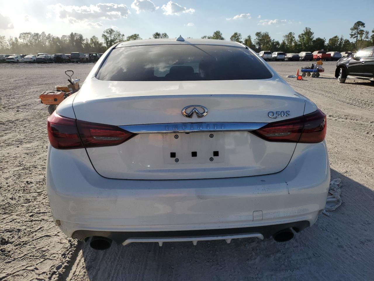 2018 Infiniti Q50 Luxe VIN: JN1EV7AP1JM356708 Lot: 77851314