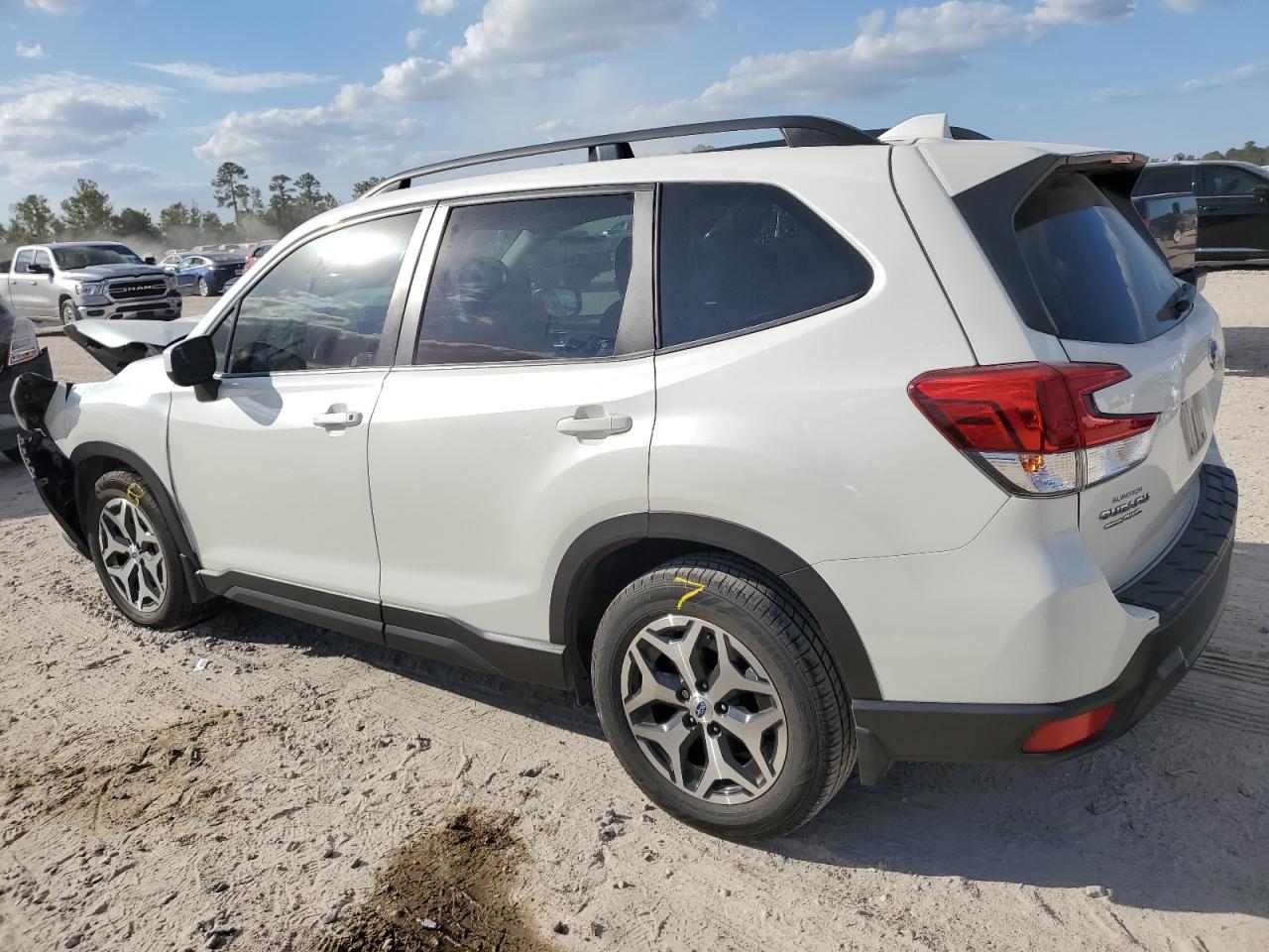 2021 Subaru Forester - Image 2