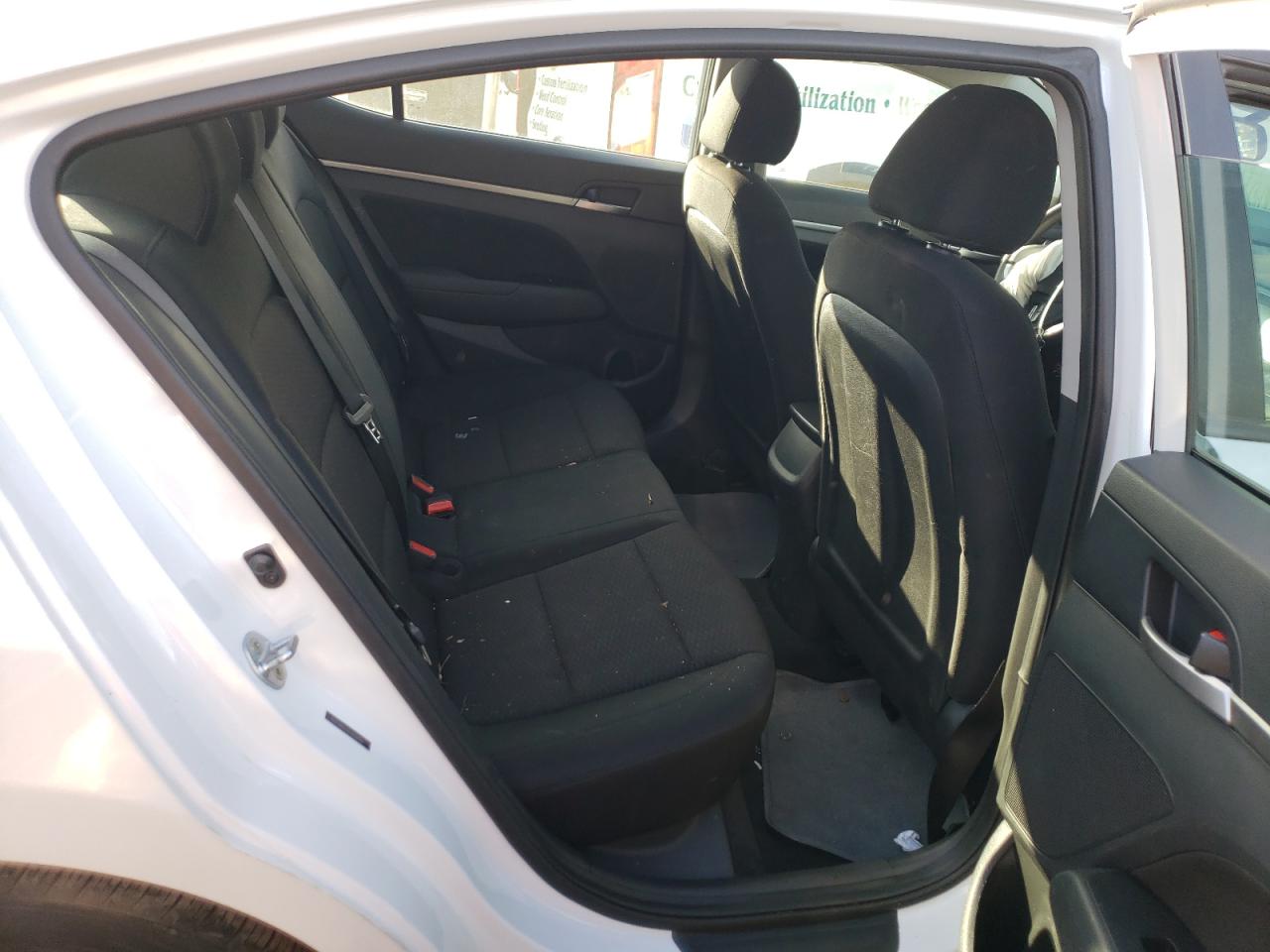 2020 Hyundai Elantra - Image 10