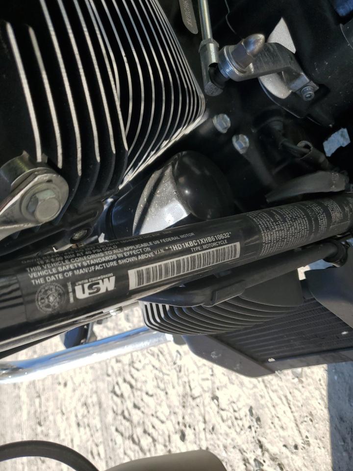 2017 Harley-Davidson Flhx Street Glide VIN: 1HD1KBC1XHB610632 Lot: 77649204